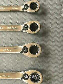 Blue Point 15° 4pc Metric Ratcheting Combination Wrench Set Sold by Snap on