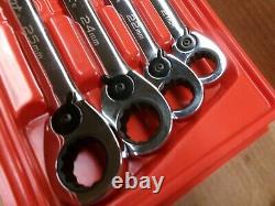Blue Point Tools 4-Piece Metric Reversible Ratcheting Wrench Set 21-25 MM