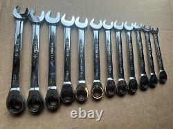 Blue-Point Tools BOERM712 12pc Metric Ratcheting Wrench Set 8-19mm 12 Point 15°