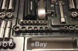 Craftsman 122 Pc #9-33122 33122 Mechanic Tool Set with Case Ratchet Socket Wrench