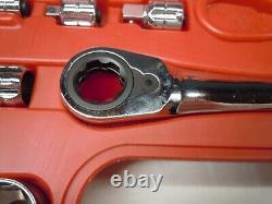 Craftsman MAX AXESS 1/4 3/8 Pass Thru Socket Ratchet Wrench Set Metric SAE 29309