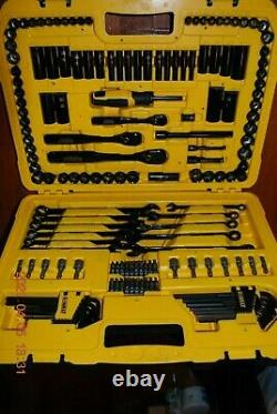 Dewalt 184 Pieces Black Chrome Polish Mechanic Tool Set # Dwmt45184