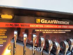 Gearwrench 32 Piece Stubby & Standard SAE/Metric Ratcheting Wrench Set NEW