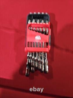 Mac Tools 12-PC. Metric Flex-Head Ratcheting Wrench Set 6-PT. With Holder 3C
