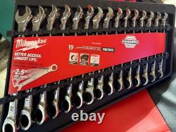 Milwaukee 48-22-9516 MaxBite 15 pc Metric Ratcheting Combination Wrench Pack