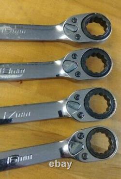 Snap On13 Pc Metric Flank Dr Plus Reversible Ratcheting Wrench Set SOXRRM714-1