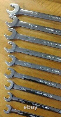 Snap On13 Pc Metric Flank Dr Plus Reversible Ratcheting Wrench Set SOXRRM714-1