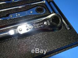 Snap On 5 pc 12 Pt. Metric T-Handle Ratcheting Box Wrench Set 814 mm RTBM605