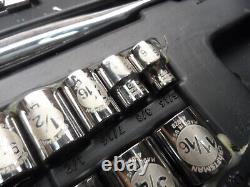 Ensemble de clés à douille à cliquet Craftsman 3/8' SAE MM, États-Unis, 22 pièces 6 points PN 45882.