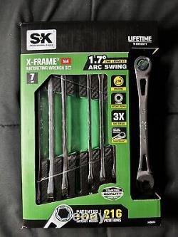 Nouveau jeu de clés à cliquet X-Frame SAE 7 pièces de SK Professional Tools avec support d'outils